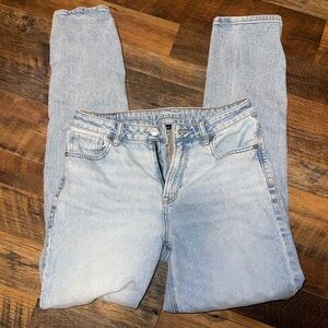 American Eagle Mom Jeans